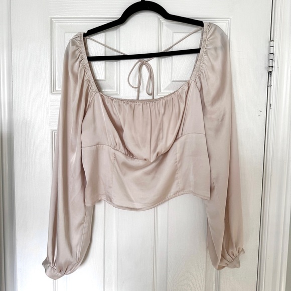 Dynamite Champagne Satin Blouse | US L - Picture 4 of 8